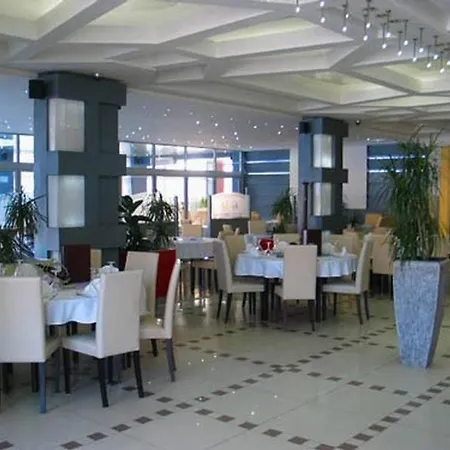 Novak Hotel 4*